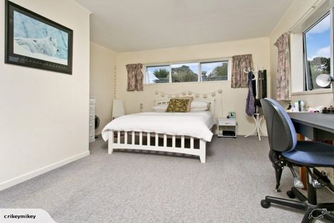 Photo of property in 21 Tui Glen Road, Birkenhead, Auckland, 0626