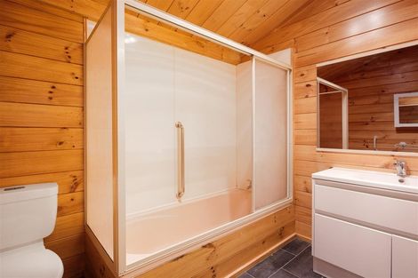 Photo of property in 37 Cameron Road, Te Puke, 3119