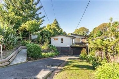 Photo of property in 22 Korotaha Terrace, Rothesay Bay, Auckland, 0630