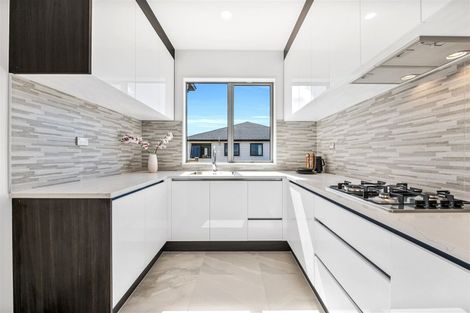 Photo of property in 7 Aklander Rise, Flat Bush, Auckland, 2019