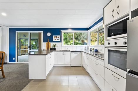 Photo of property in 21 Ambury Place, Merrilands, New Plymouth, 4312