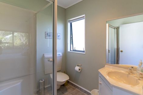 Photo of property in 406b Te Moana Road, Waikanae, 5036