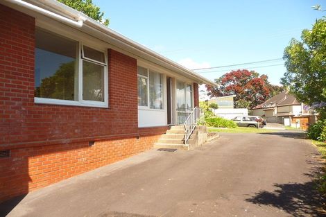 Photo of property in 39 Sale Street, Cockle Bay, Auckland, 2014