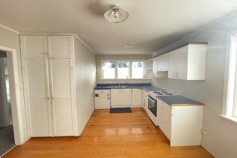 Photo of property in 62 Megan Avenue, Pakuranga Heights, Auckland, 2010