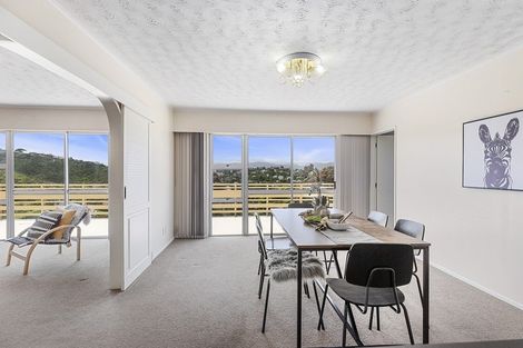 Photo of property in 99 Akaroa Drive, Maupuia, Wellington, 6022