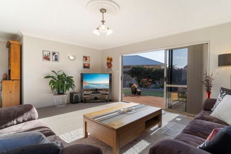 Photo of property in 6 Shaun Close, Papamoa Beach, Papamoa, 3118