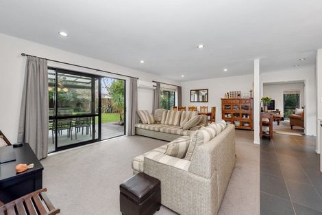 Photo of property in 13 Carnation Court, Cambridge, 3434