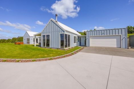 Photo of property in 45 Highlands Drive, Waipawa, 4277