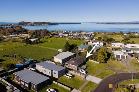 Photo of property in 20a Adela Stewart Drive West, Athenree, Waihi Beach, 3177