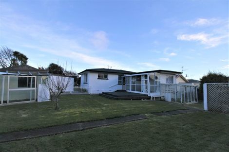 Photo of property in 52 Highfield Terrace, Newfield, Invercargill, 9812