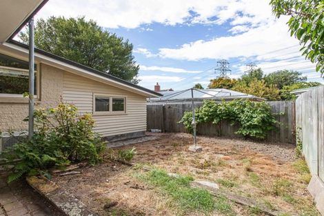 Photo of property in 11 Kingsgate Place, Burnside, Christchurch, 8053