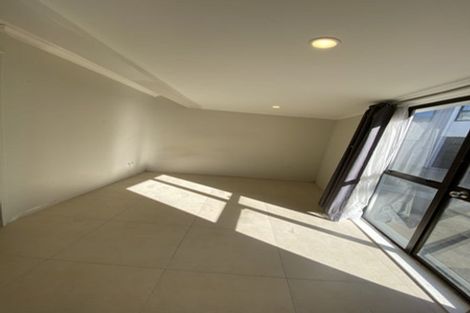 Photo of property in 86d Kelman Road, Kelston, Auckland, 0602