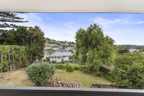 Photo of property in 29 Riverhills Avenue, Pakuranga Heights, Auckland, 2010