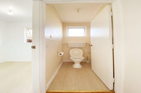 Photo of property in 59 Casuarina Road, Half Moon Bay, Auckland, 2012