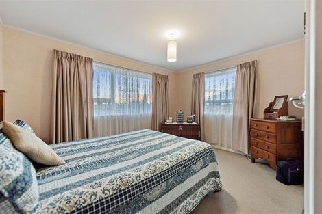 Photo of property in 19 Ridgeway Place, Glenview, Hamilton, 3206