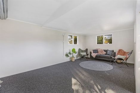 Photo of property in 301 Royal Road, Massey, Auckland, 0614