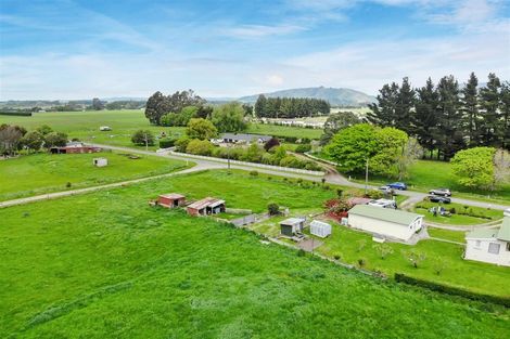 Photo of property in 107 Timaru Road, Waimate, 7980