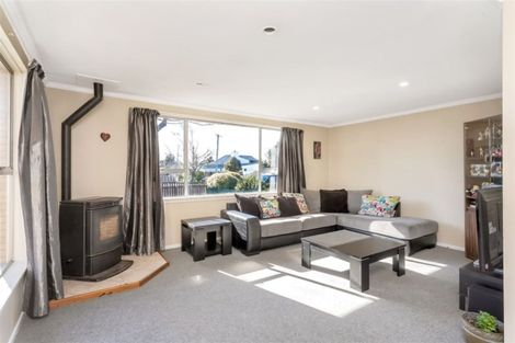 Photo of property in 62 Sturrocks Road, Redwood, Christchurch, 8051