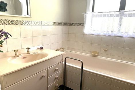 Photo of property in 1 Domain Terrace, Karoro, Greymouth, 7805