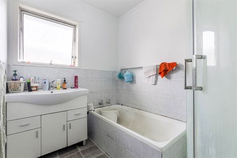 Photo of property in 17b Pah Road, Papatoetoe, Auckland, 2025