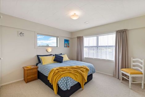 Photo of property in 5 Racecourse Road, Waiuku, 2123