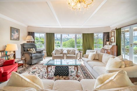 Photo of property in 5 Mokopuna Grove, Stokes Valley, Lower Hutt, 5019