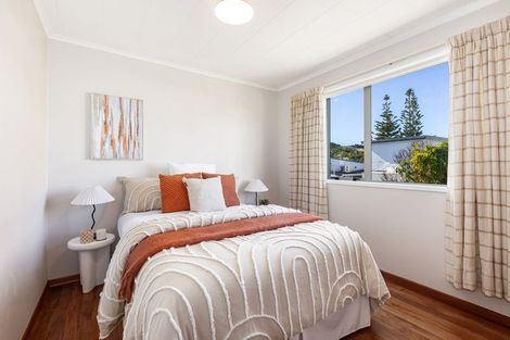 Photo of property in 5a Beach Road, Plimmerton, Porirua, 5026