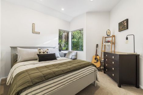 Photo of property in 116a Pah Road, Cockle Bay, Auckland, 2014