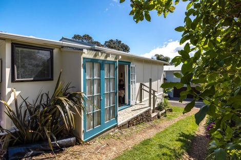 Photo of property in 4b Glen Brook Road, Omiha, Waiheke Island, 1081
