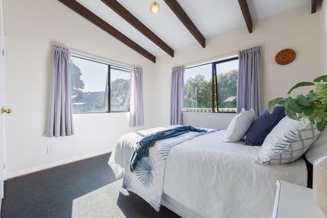 Photo of property in 200 Tutere Street, Waikanae Beach, Waikanae, 5036