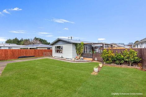 Photo of property in 30 Victor Street, Dannevirke, 4930