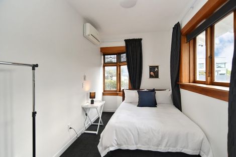 Photo of property in 4 Whitmore Street, Edgeware, Christchurch, 8013