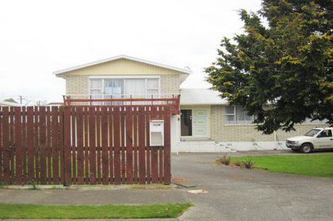Photo of property in 25 Charles Street, Levin, 5510