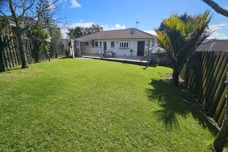 Photo of property in 28 Velma Road, Hillcrest, Auckland, 0627