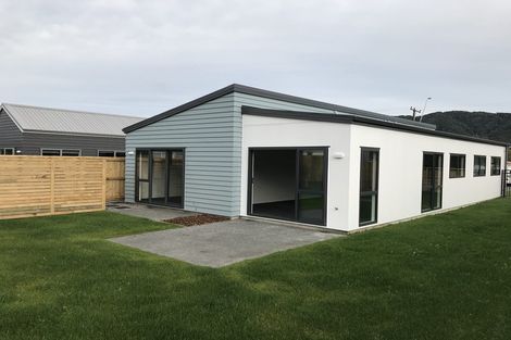 Photo of property in 88 Moohan Street, Wainuiomata, Lower Hutt, 5014