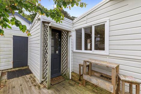 Photo of property in 1/28 Ribble Street, Island Bay, Wellington, 6023