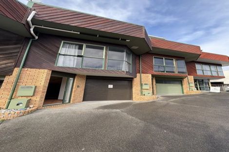 Photo of property in 62e Maunganui Road, Mount Maunganui, 3116