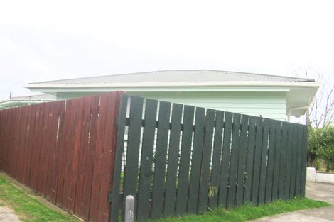 Photo of property in 1/14 Walnut Way, Maungaraki, Lower Hutt, 5010