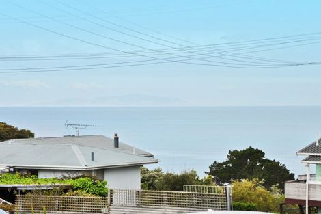 Photo of property in 9 Barrier View Road, Leigh, 0985