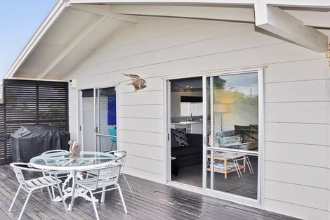 Photo of property in 9 Barrier View Road, Leigh, 0985