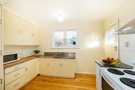 Photo of property in 27 Queen Street, Feilding, 4702