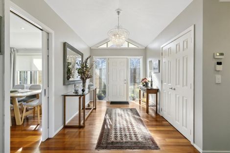 Photo of property in 9 Imran Terrace, Khandallah, Wellington, 6035