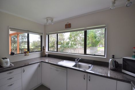 Photo of property in 21 Holland Close, Pauanui, Hikuai, 3579