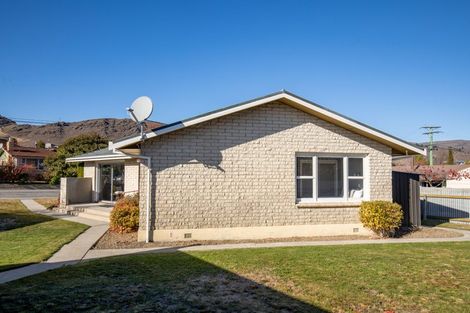 Photo of property in 14 Fox Street, Alexandra, 9320