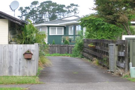 Photo of property in 48 Prince Regent Drive, Half Moon Bay, Auckland, 2012