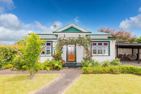 Photo of property in 106 Forest Lake Road, Forest Lake, Hamilton, 3200