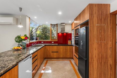 Photo of property in 18 Sunbeam Place, Halswell, Christchurch, 8025