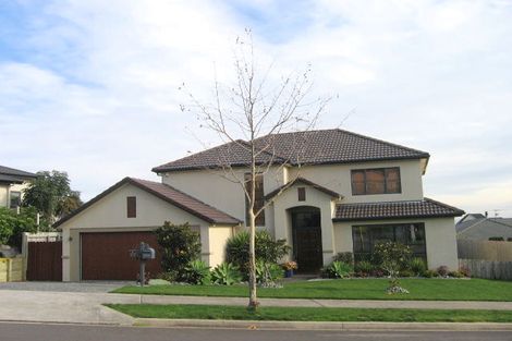 Photo of property in 7 Brooke Ridge Rise, East Tamaki Heights, Auckland, 2016