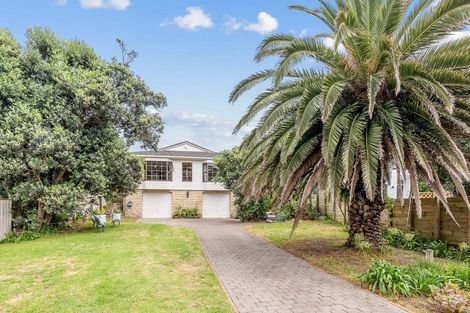 Photo of property in 100 The Esplanade, Raumati South, Paraparaumu, 5032