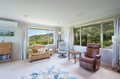 Photo of property in 16 Springlea Heights, Atawhai, Nelson, 7010